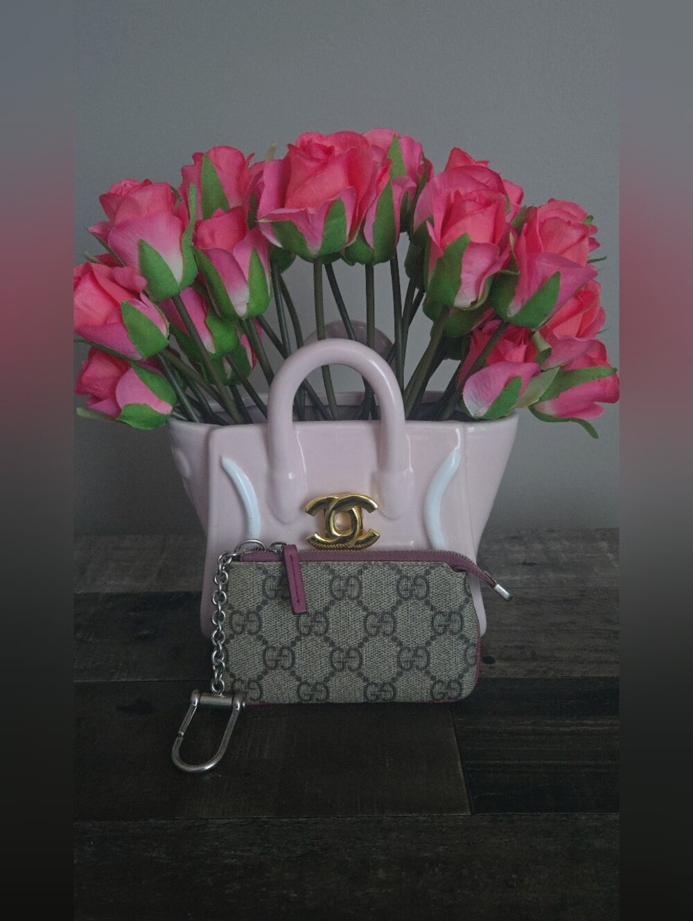 Gucci Beige Brown GG Canvas Key Pouch with Pink Trim